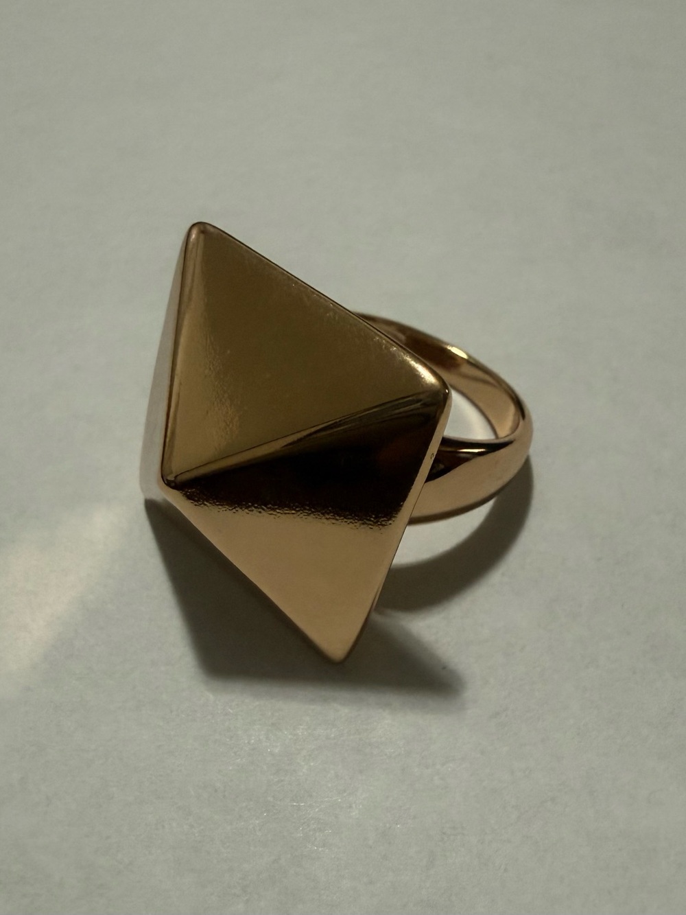 Size 8 Elegant 18k Gold Electroplated Pyramid Statement Chunky Ring